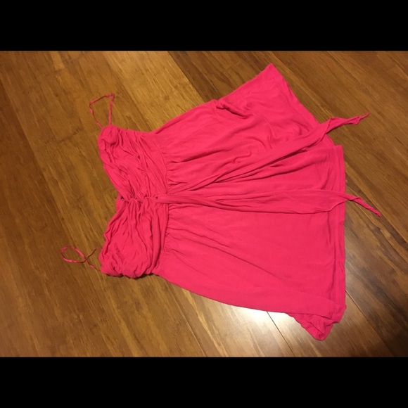 Express Strapless Top - Picture 2 of 6